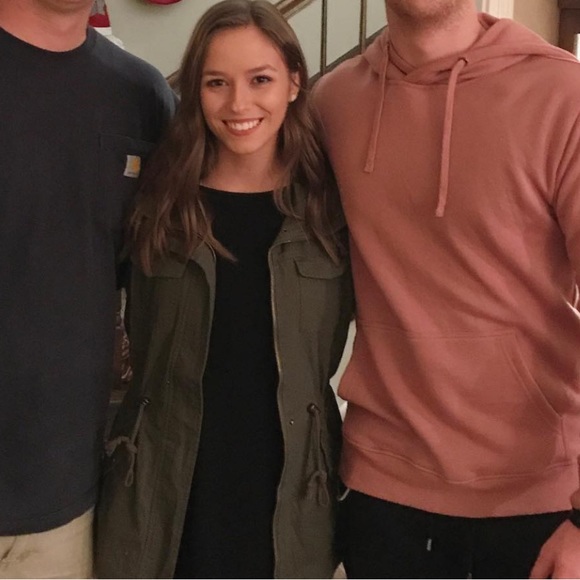 Green vest - Picture 3 of 3